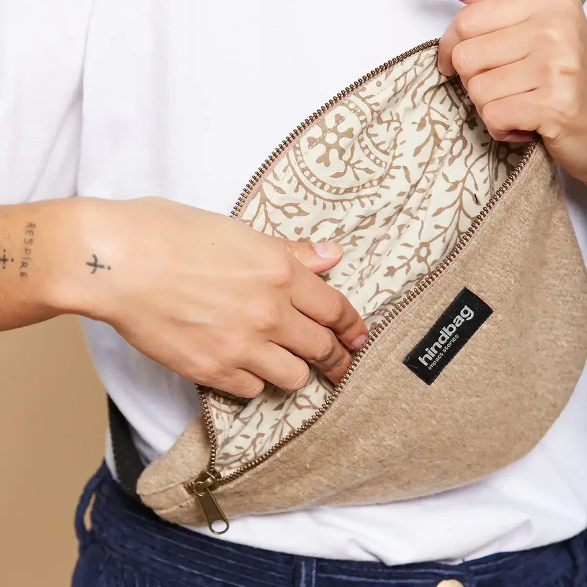 Banane Olivia en laine - Beige - Image 3