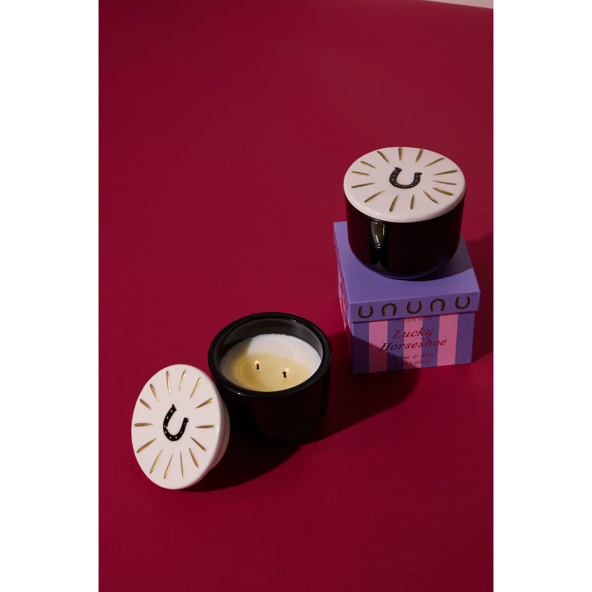 Bougie Charmed Horseshoe Lid - Tabac & Pine - Image 3