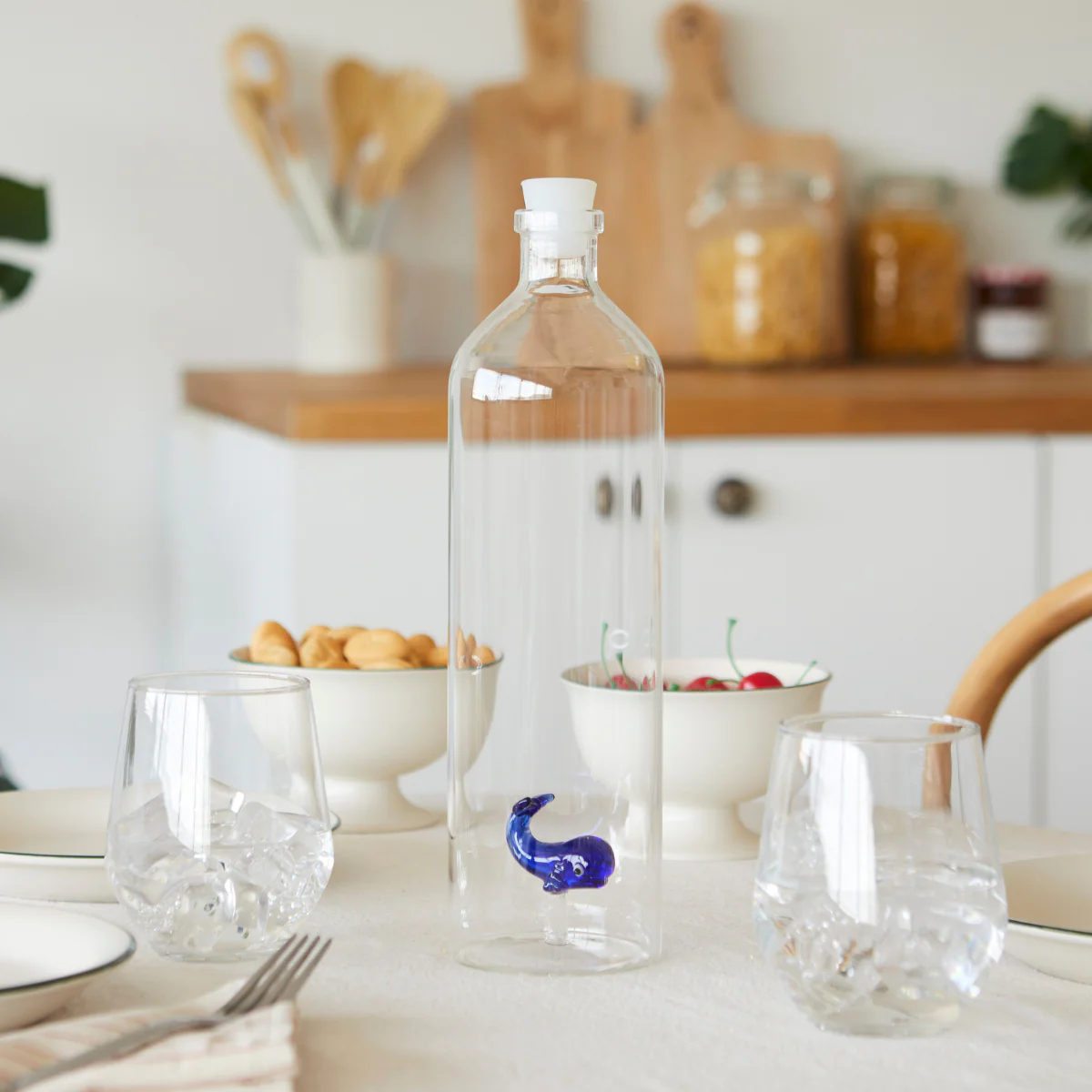 Bouteille Baleine bleue Atlantis en verre borosilicate - 1,2 L - Image 4