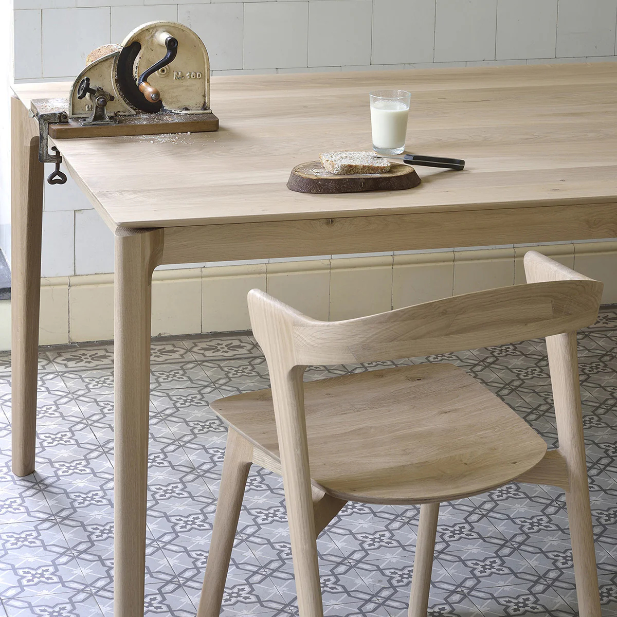 Chaise Bok en chêne - Image 7
