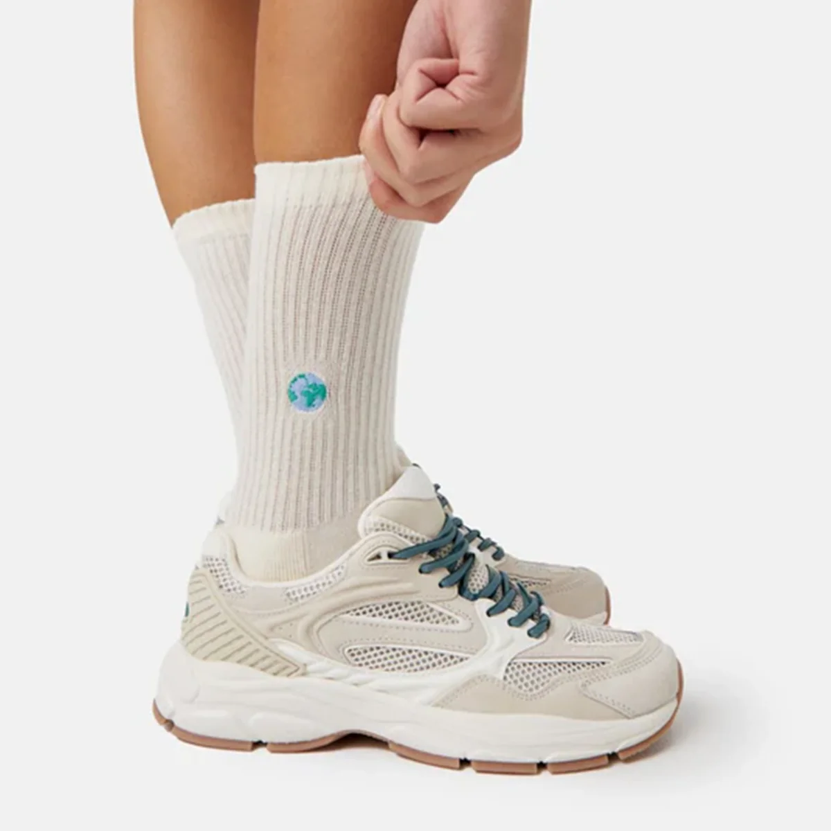 Chaussettes brodées Monde - Image 3
