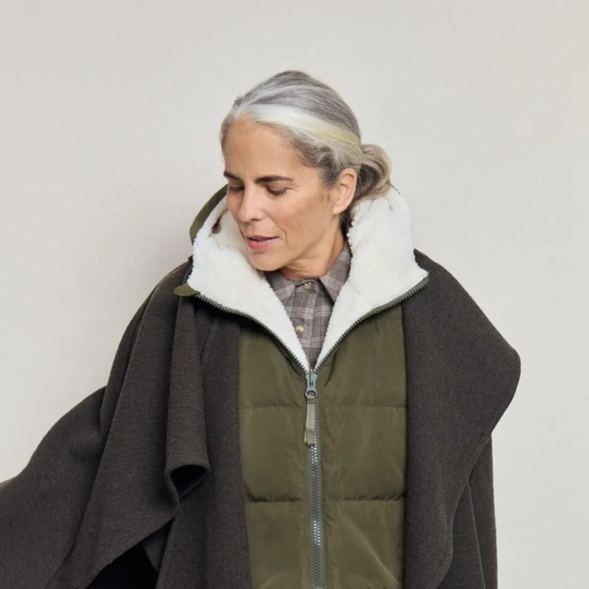 Doudoune Capuche - Kaki et écru effet mouton - Image 4