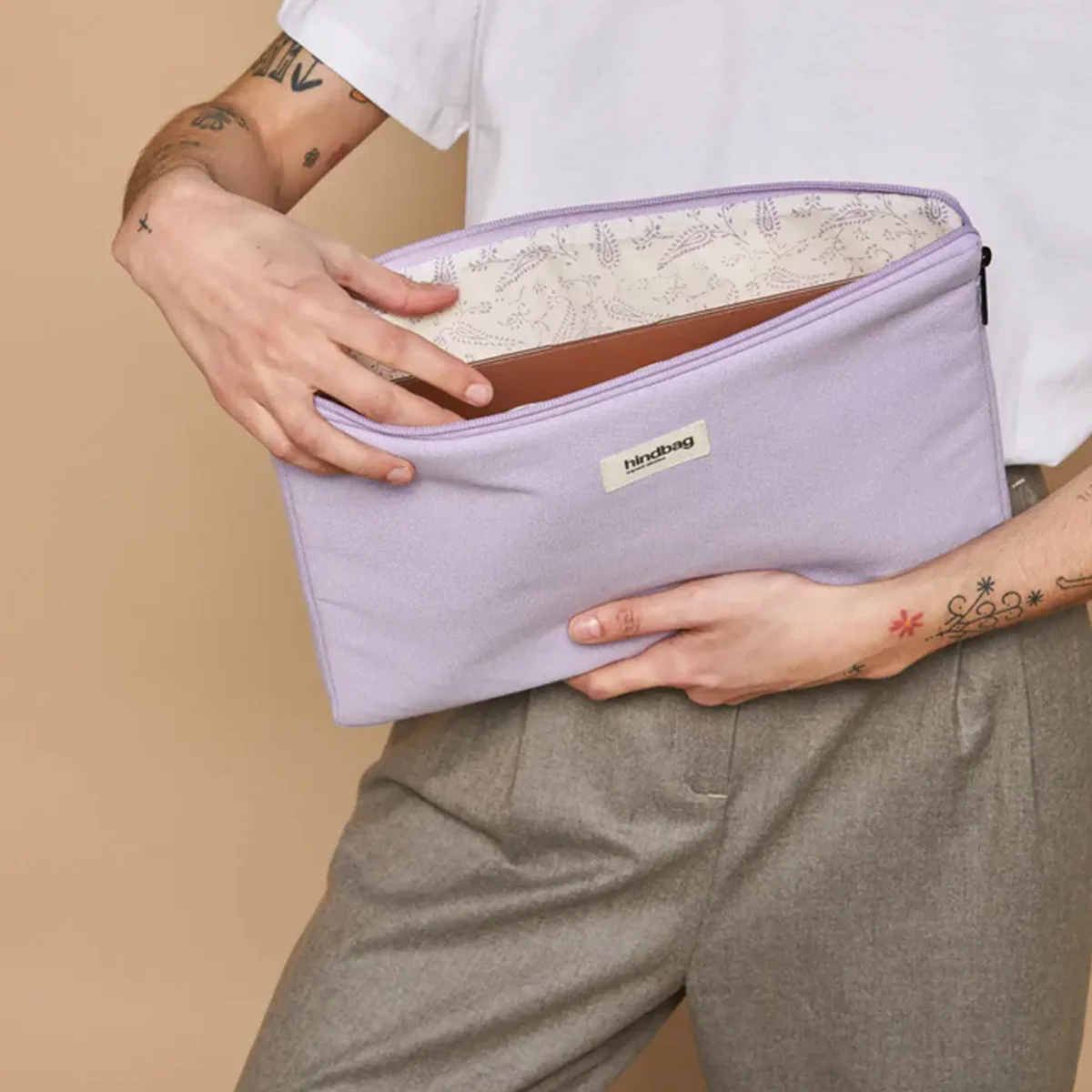 Housse d'ordinateur 15" Ava M Lilas - Image 2