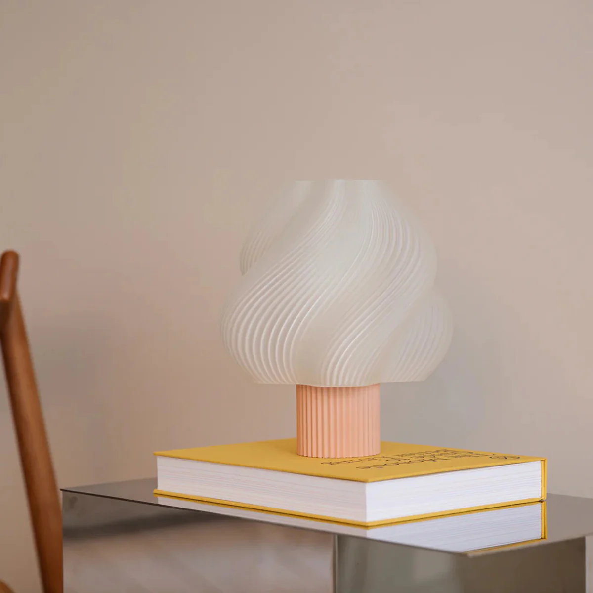 Lampe Soft Serve Portable - Wild Strawberry - Image 4