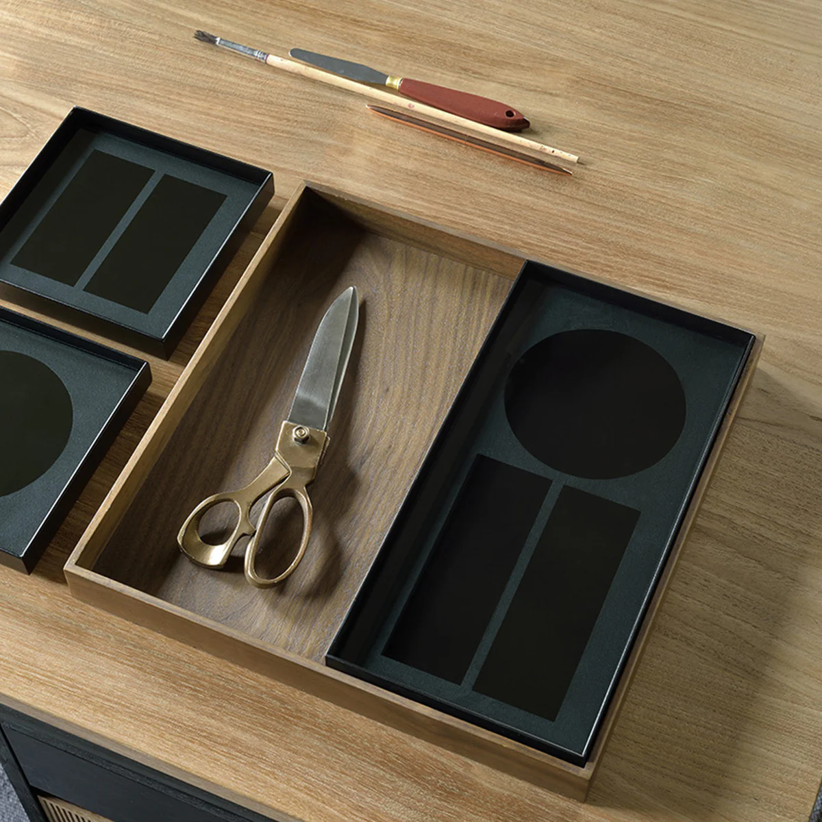 Plateau Organisateur de bureau Charcoal Walnut - Image 5
