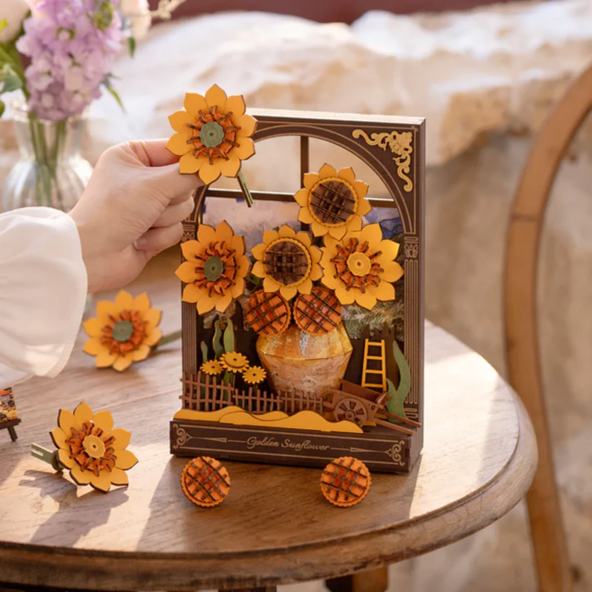 Puzzle 3D - Golden Sunflower - Image 4