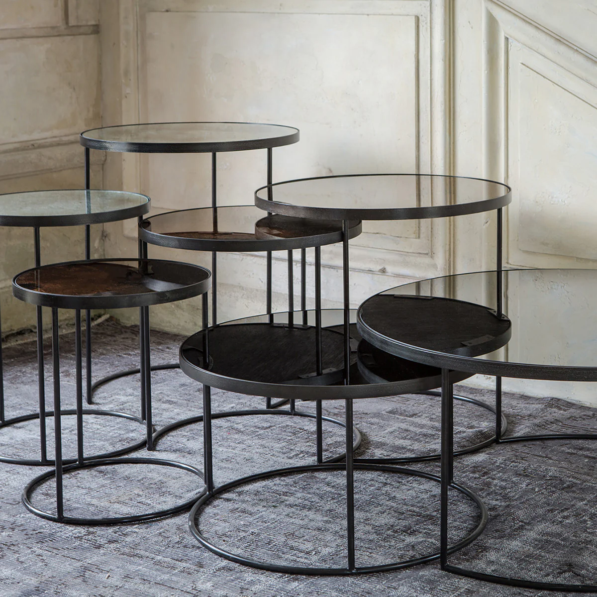 Set de 2 tables tables gigognes Nesting - Charcoal - Ø 92 cm - Image 5