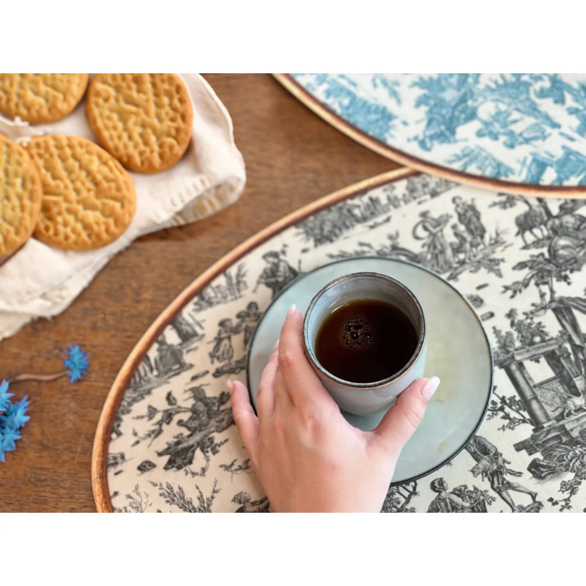Set de table ovale Offrande à l'amour - Toile de Jouy - Image 28