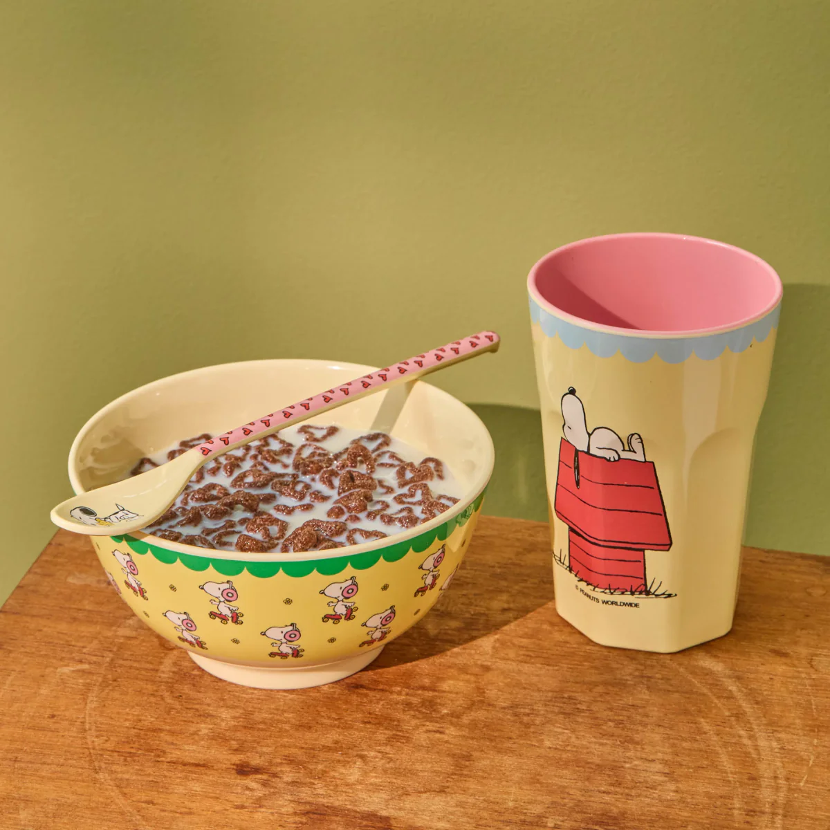 Tasse Snoopy en mélamine - Cream Tall 400 ml - Image 2