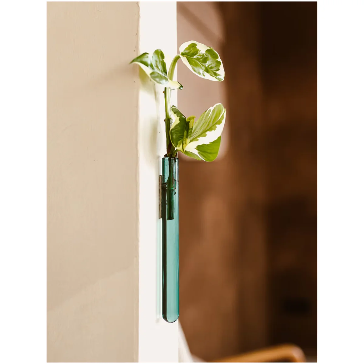 Vase Mural - Image 4